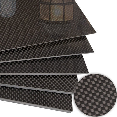 300X400MM Carbon Fiber Sheets 1MM to 6.0MM Thickness 100% 3K Twill Weave Glossy Carbon Fiber Plate
